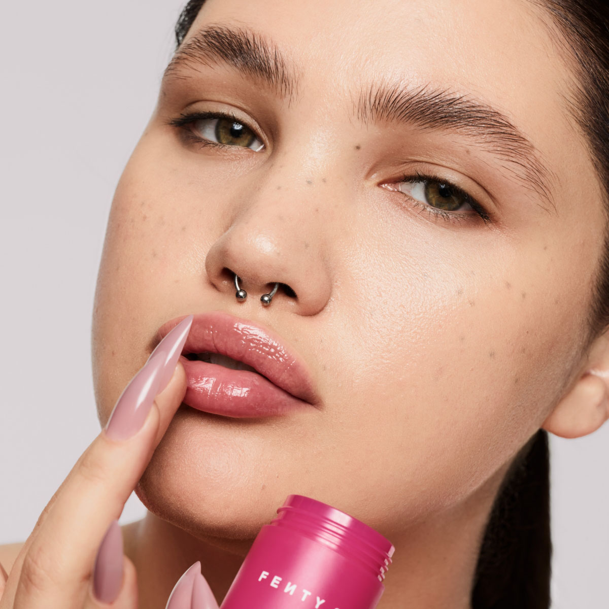 PLUSH PUDDIN' (MASCARILLA INTENSIVA PARA LABIOS CON ESTEROLES DE GRANADA Y VITAMINA E)